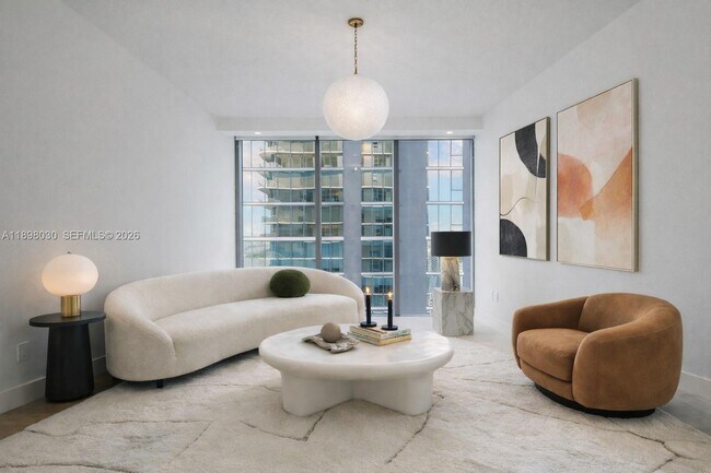 Foto del edificio - 700 NE 24th St