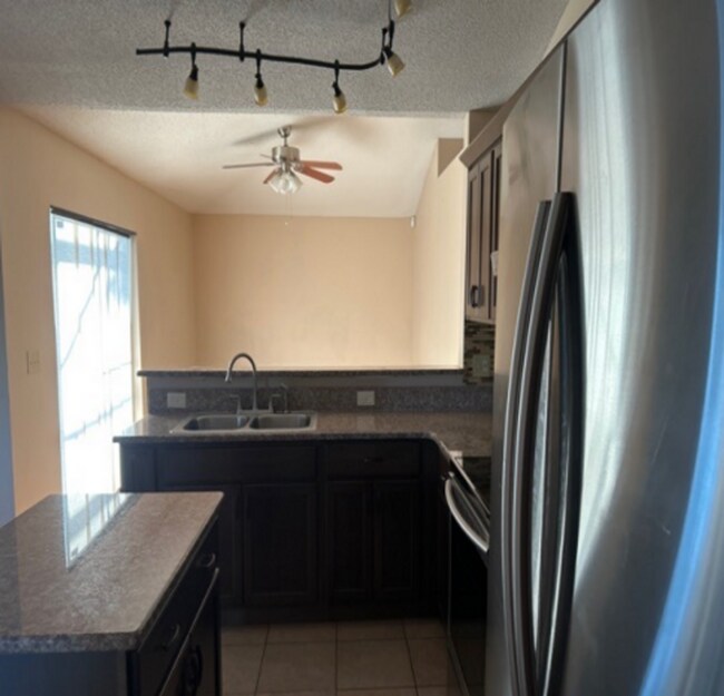 Foto del edificio - 3/2/2 Pool Home Available for rent!