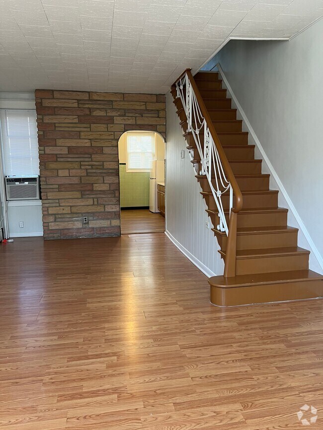 Apartments for Rent in 19134