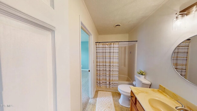 Master Bath - 103 Mayfield Dr