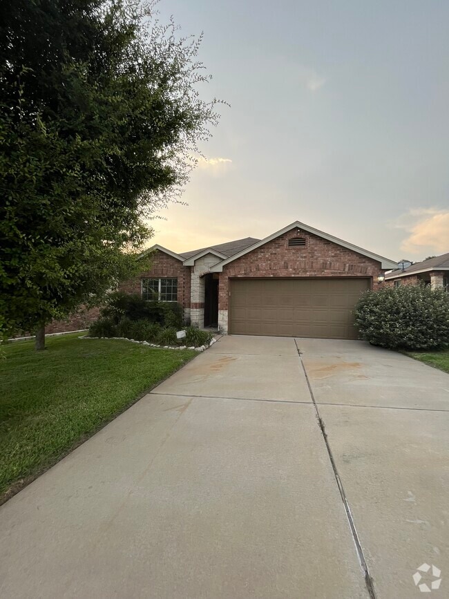 Building Photo - 1428 Biscuit Dr