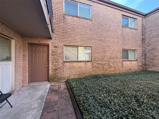 Foto del edificio - 1530 Heights Blvd