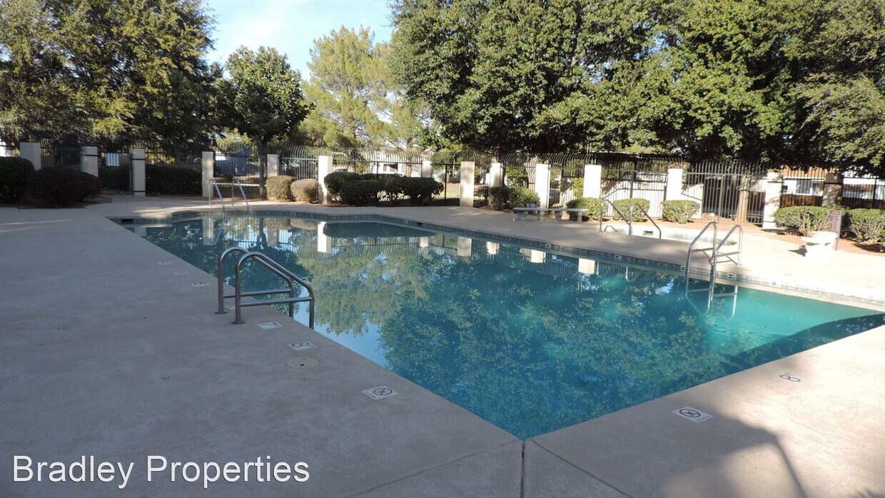 Primary Photo - 3 br, 2 bath House - 769 Sunset Vista