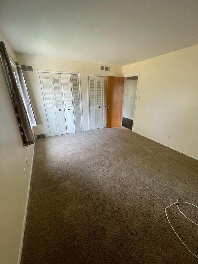 Foto del edificio - 8529 Kennedy Cir