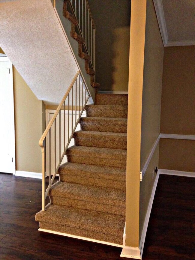 Foto del edificio - 5725 Worchester Dr