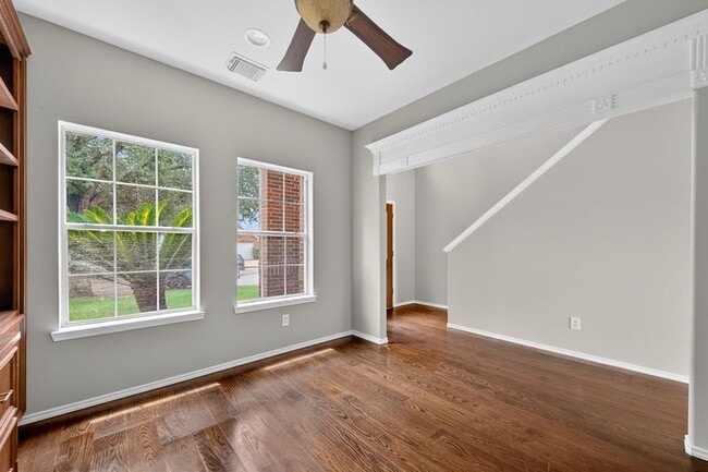 Building Photo - 2654 Royal Pl Ct