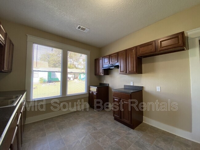 Foto del edificio - 4204 W 24th St