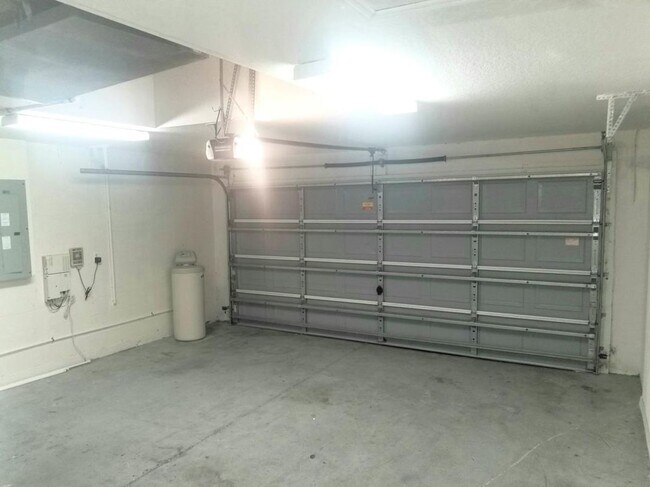 Foto del edificio - 1821 Longview Ln