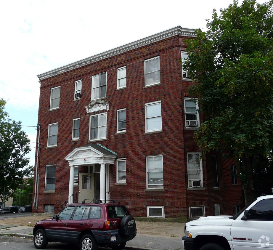 Building Photo - 20 High Street Lynn, MA 01902