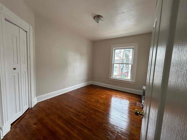 Foto del edificio - 661 E 29th St