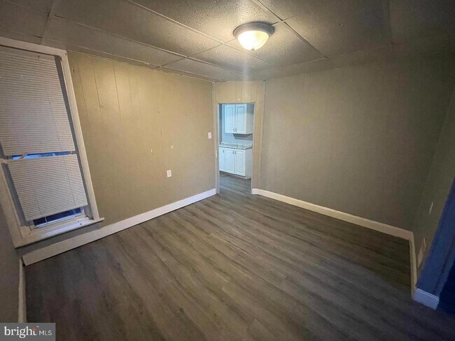 Foto del edificio - 1124 Thomas St