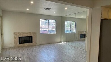 Building Photo - 1701 E Katie Ave