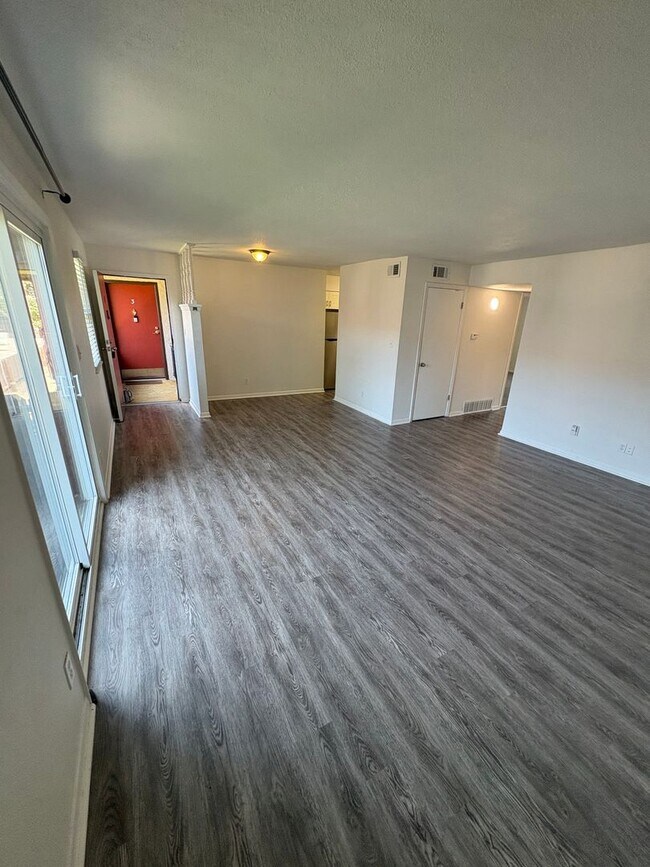 Foto del edificio - 6224 Robinson St