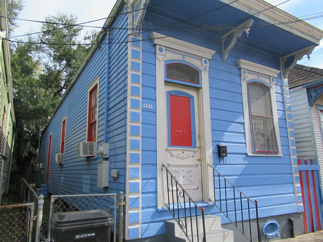 1121 Louisa St, New Orleans, LA 70117 House Rental in New Orleans, LA