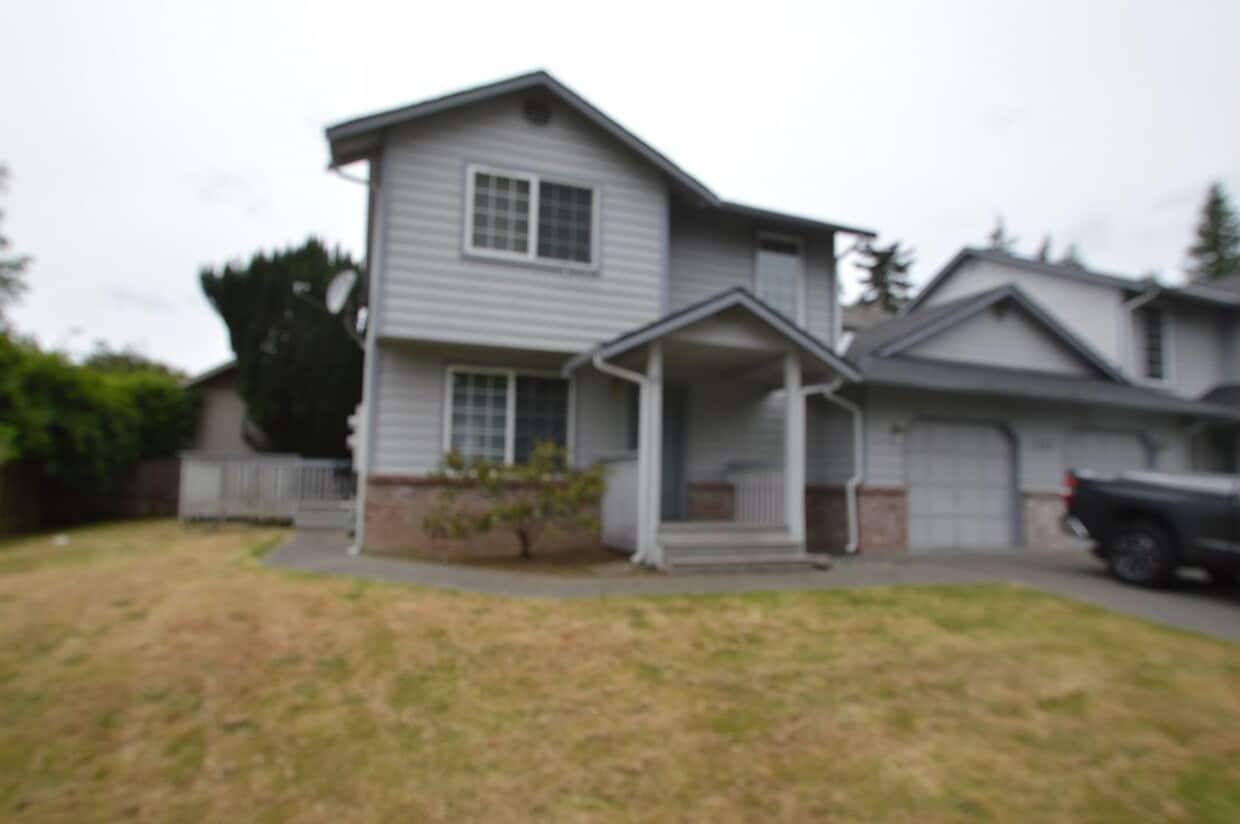 1727 63rd St SE Unit A, Everett, WA 98203 Room for Rent in Everett