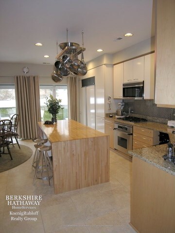 Foto del edificio - 1639 N Hermitage Ave