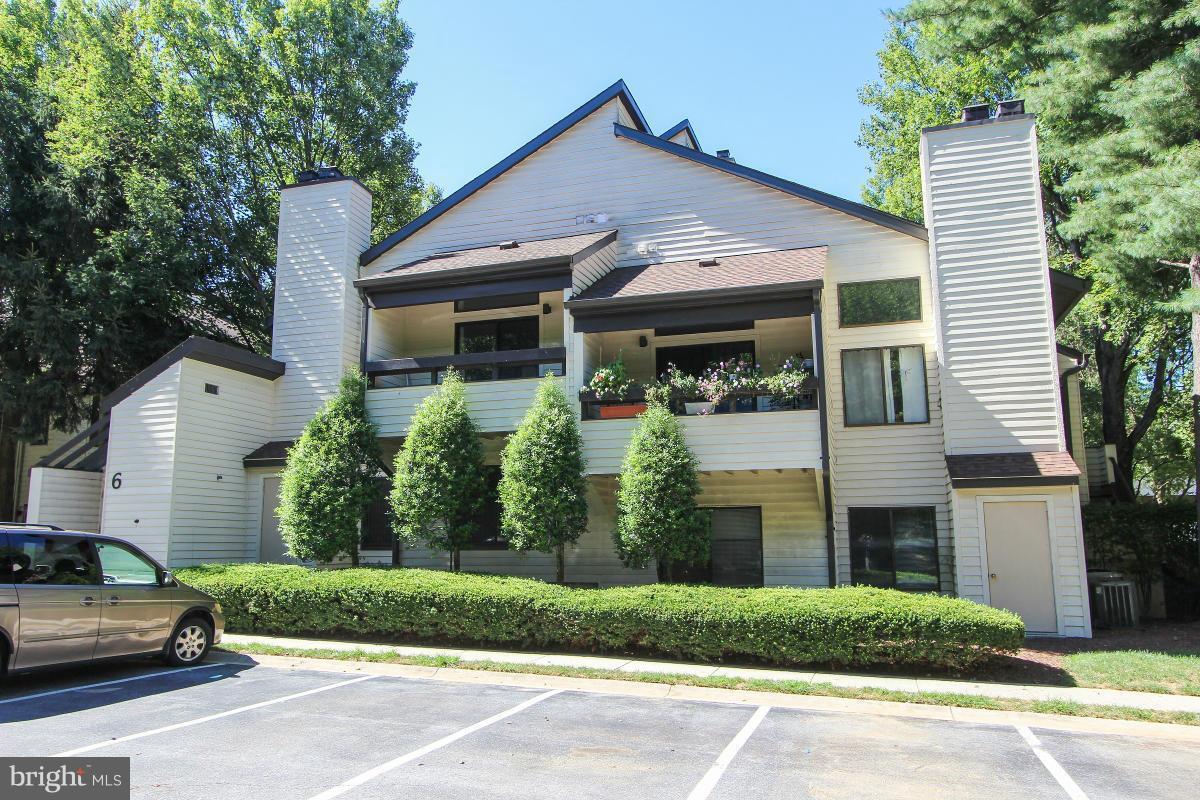 9920 Hellingly Pl Unit 150, Gaithersburg, MD 20886 Condo for Rent in