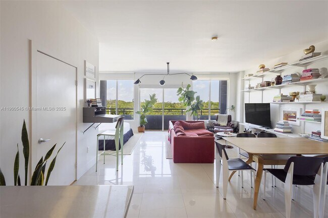 Foto del edificio - 3250 Grand Ave