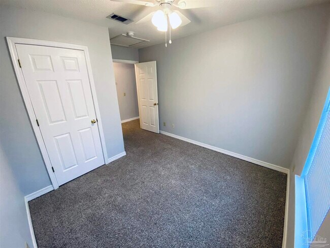 Foto del edificio - 1000 Sable Dr