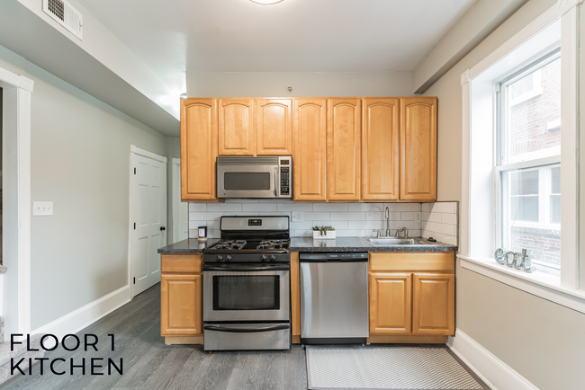 Kitchen - 5030 Spruce St