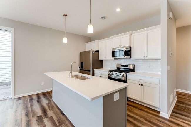 Building Photo - 7291 146th Ave NW