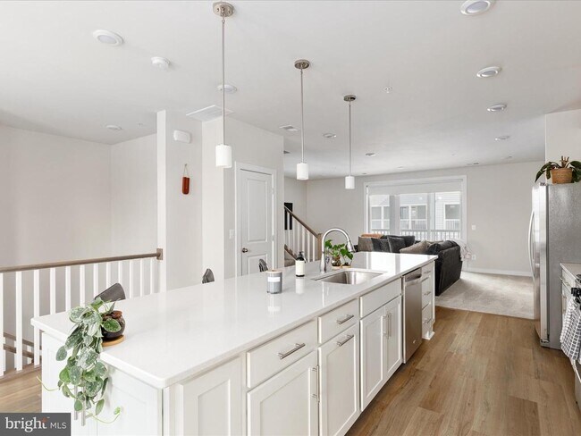 Foto del edificio - 20835 Owenmore Ter