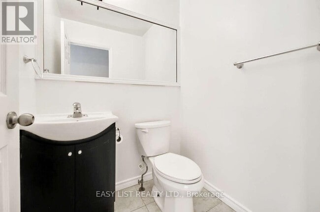 Building Photo - 6530 Glen Erin Dr