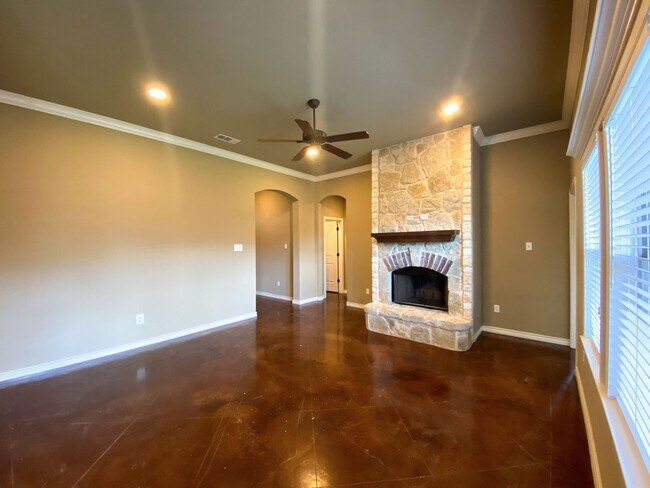 Building Photo - Single Family Home:  Not available to view...