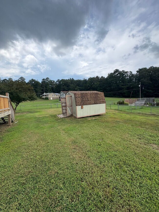 Foto del edificio - 3 Bed, 2 Bath Mobile Home Near Coldwater E...