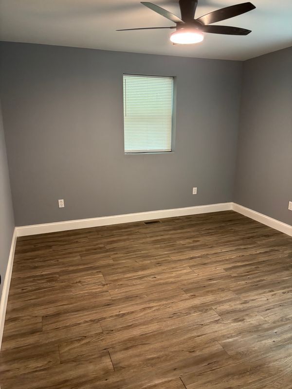 Foto del edificio - 5412 E St SE