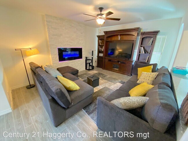Building Photo - 4 br, 2.5 bath House - 785 Croxdale