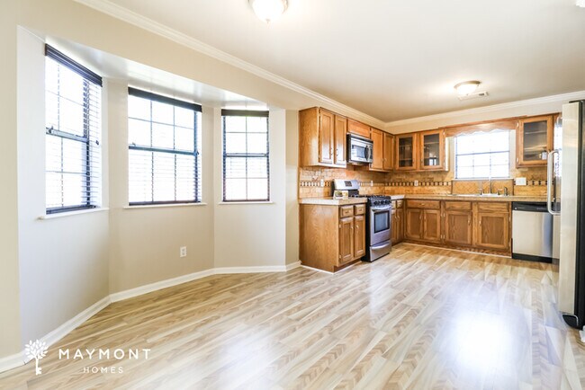Building Photo - 12271 Maryland Pl