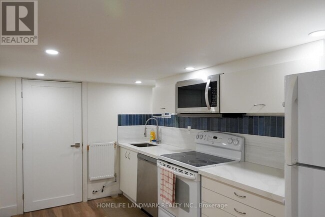 Building Photo - 479 Whitmore Ave