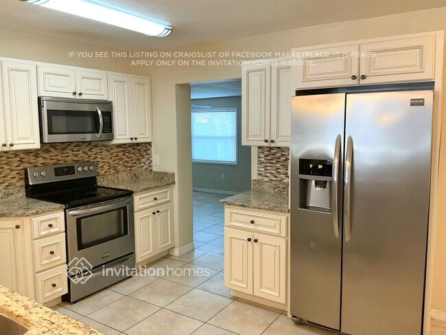 Foto del edificio - 300 Kilmer Ave