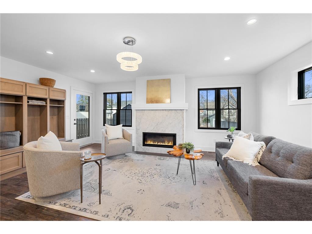 Foto principal - 4129 Utica Ave S