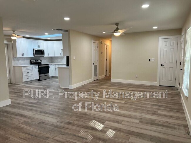 Foto del edificio - 7509 SW 78th Pl