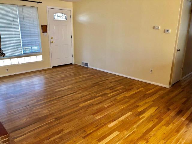 Building Photo - 3 bedroom in Seattle WA 98125