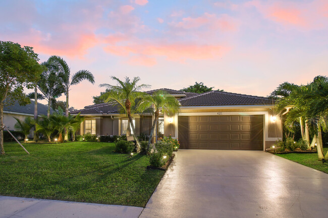 Building Photo - 421 SW Crabapple Cove