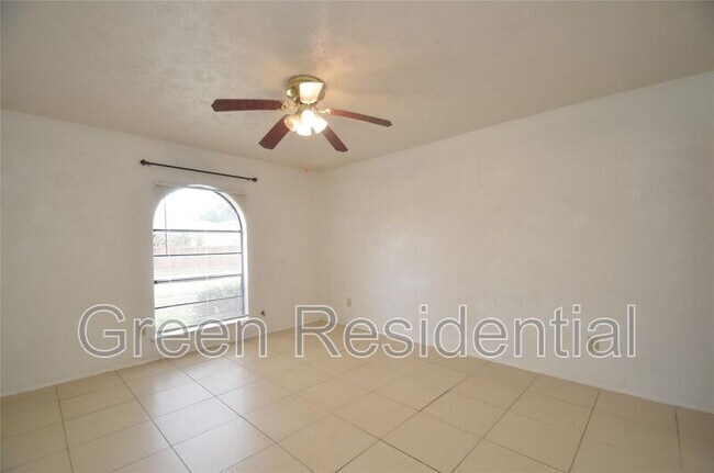 Foto del edificio - 14246 Morinscott Dr