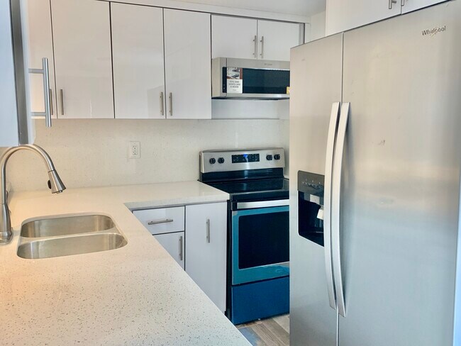 Foto del edificio - 5707 NE Miami Ct