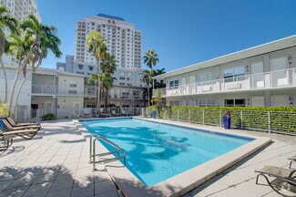 Building Photo - Boutique Apts // Bayside Apts LLC