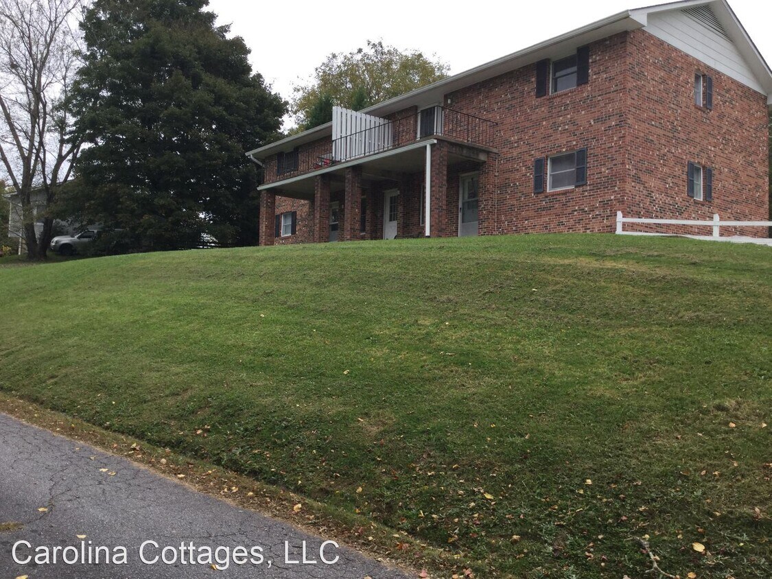 Foto principal - 2 br, 1 bath House - 101 Osteen Drive Apt.4