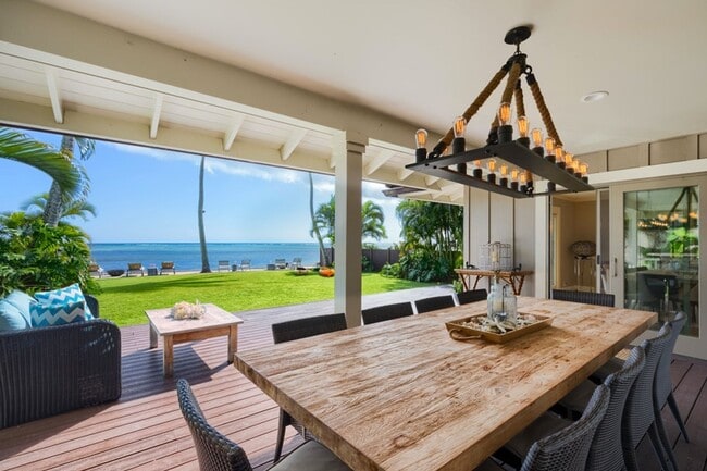 Building Photo - Gorgeous Oceanfront Home w/Private Pool, J...