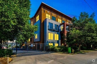 Building Photo - 3295 Blake St
