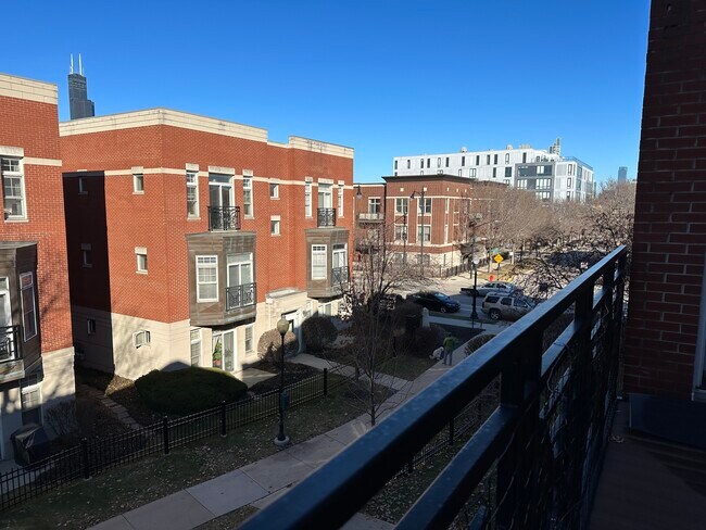 Foto del edificio - 807 W University Ln