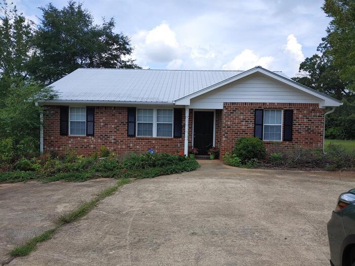 Primary Photo - 195 Big Oak Cir