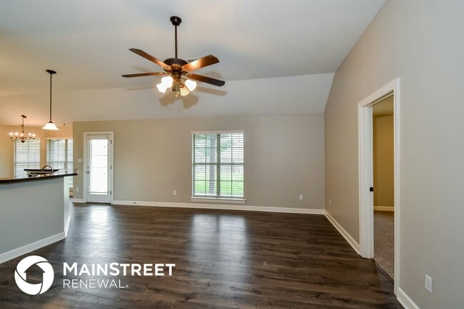 Foto del edificio - 8286 Willow Dr