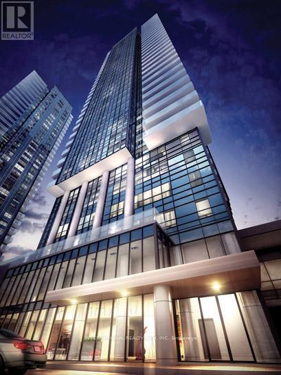 Building Photo - 255 Village Green Square
