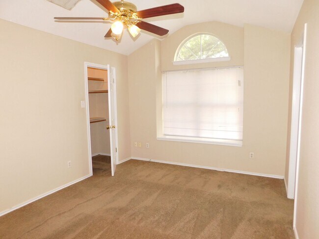 Building Photo - 6726 Windrift Way