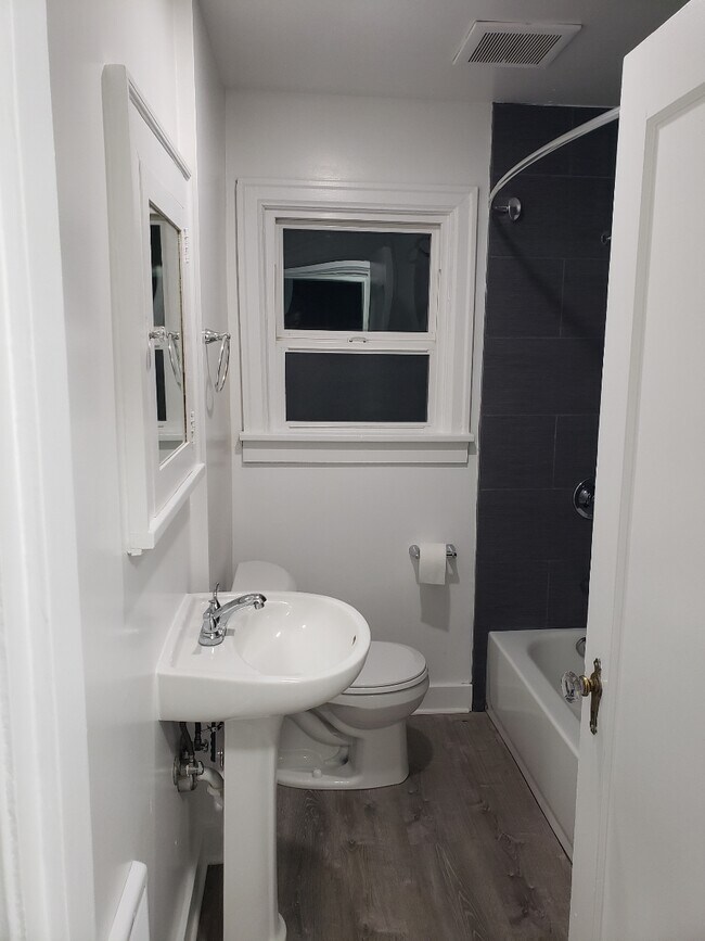 Foto del edificio - 3507 SW Webster St